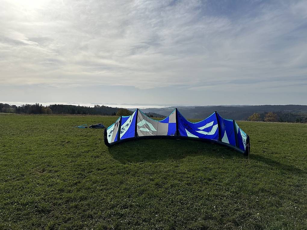 Kite: Duotone Rebel SLS 2024 12m2 – Gebraucht aus Glattfelden von Airstyler 3