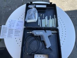Reka TR-101 Klebepistole mit Zubehoer im Koffer