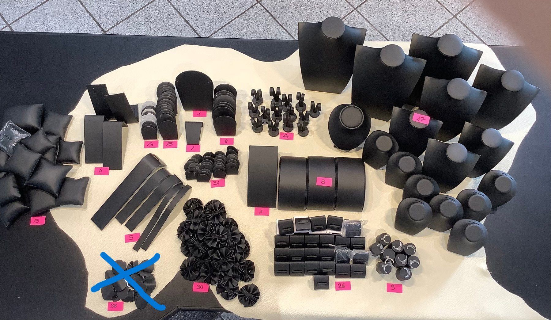 Portagioie: schmuck display – Usato da ascona venduto da Ascona6612.