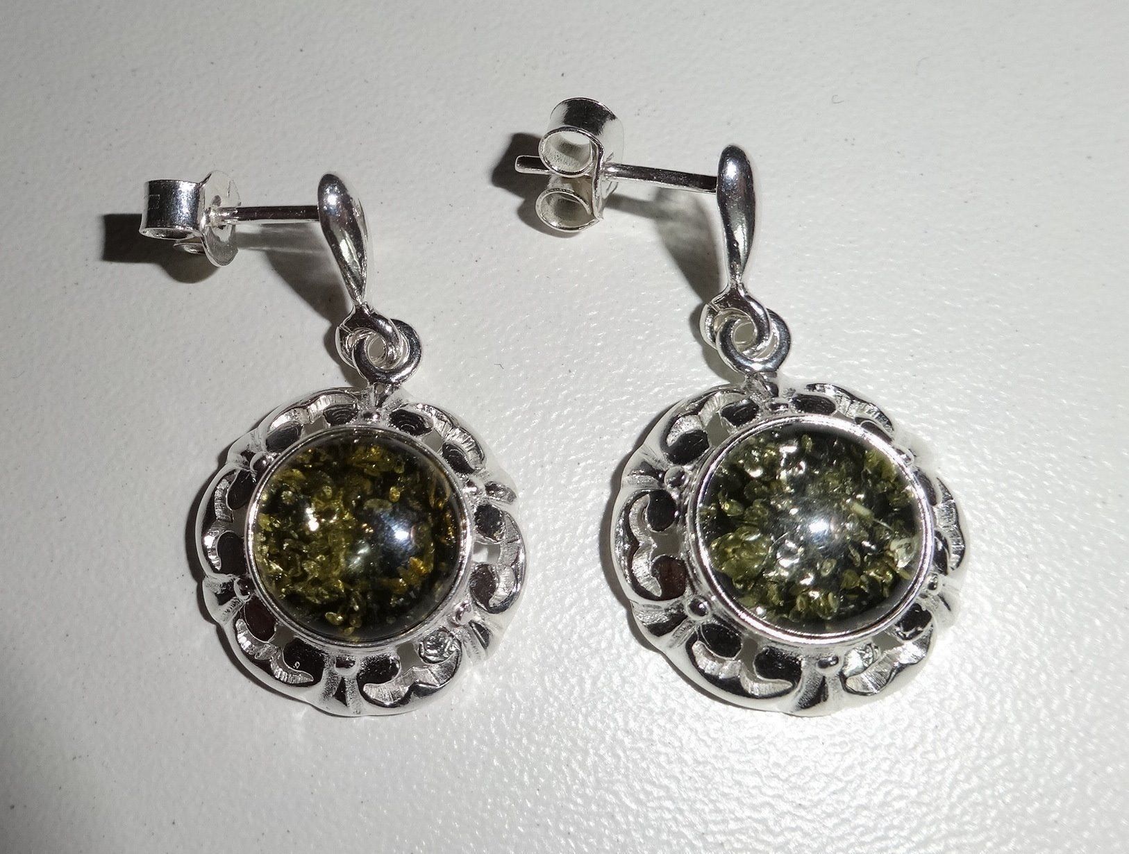 Orecchini pendenti & Orecchini a lobo: Bernstein Ohrstecker 925 Silber – Nuovo e nell'imballaggio originale da Visp venduto da steinschmuckwelt