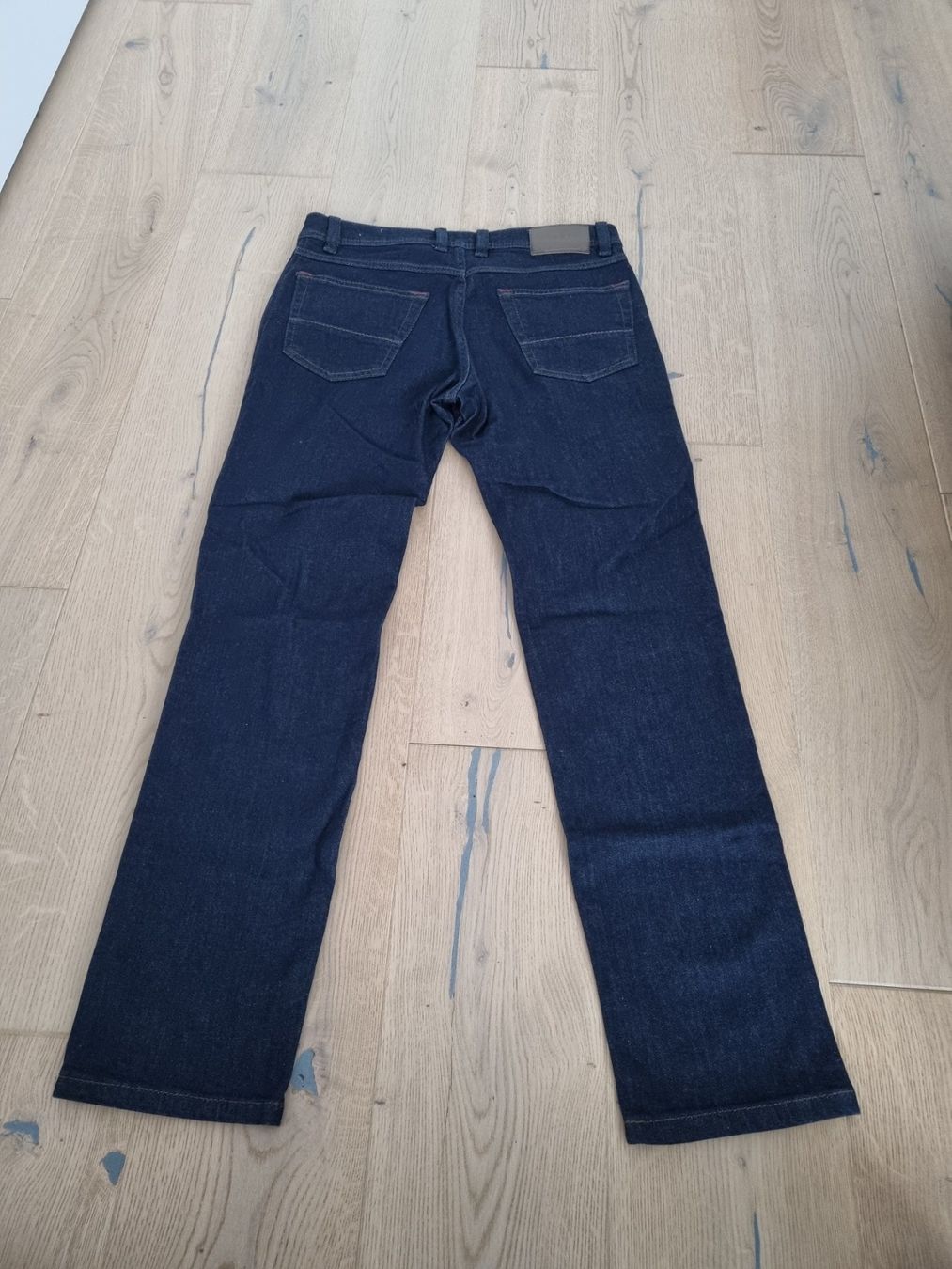 Jeans: Neue Bugatti Jeans – Gebraucht aus Rüti ZH von Komperdell 1