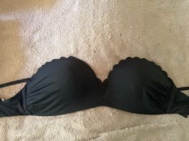 Bikini Oberteil H&M schwarz Grösse 80C neuwertig