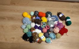 Grosses Wollpaket: Wolle-Reste zum Stricken & Häkeln!
