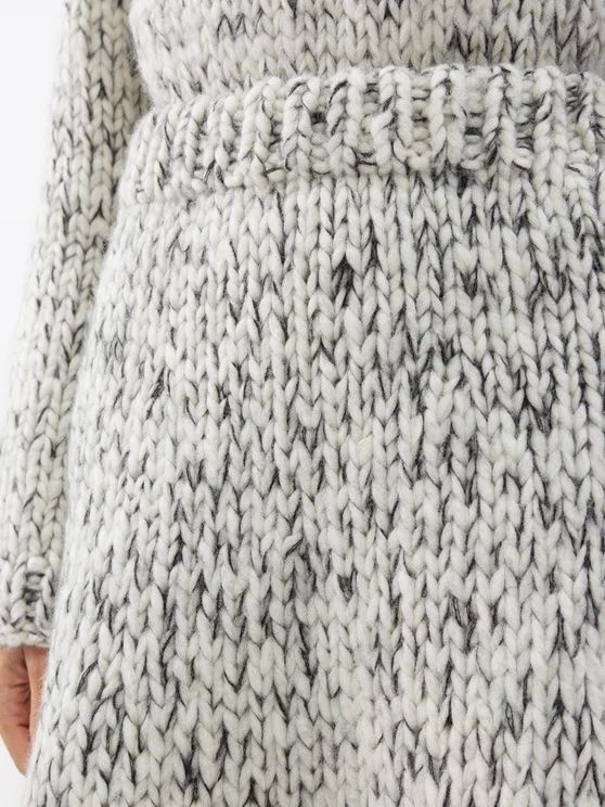 Lotti di vestiti: Joseph knit set – Usato da Dallenwil venduto da ZD2019 4