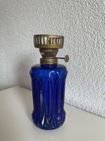 Antike blaue Petroleumlampe Glas & Messing Retro Vintage ...
