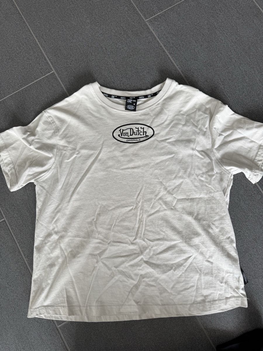 T-shirt: Von Dutch T-Shirt – Usato da Winterthur venduto da Sjull