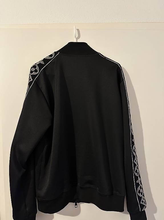 Louis Vuitton Jacken: Louis Vuitton Trainerjacke – Gebraucht aus Basel von sav_5nxh 1
