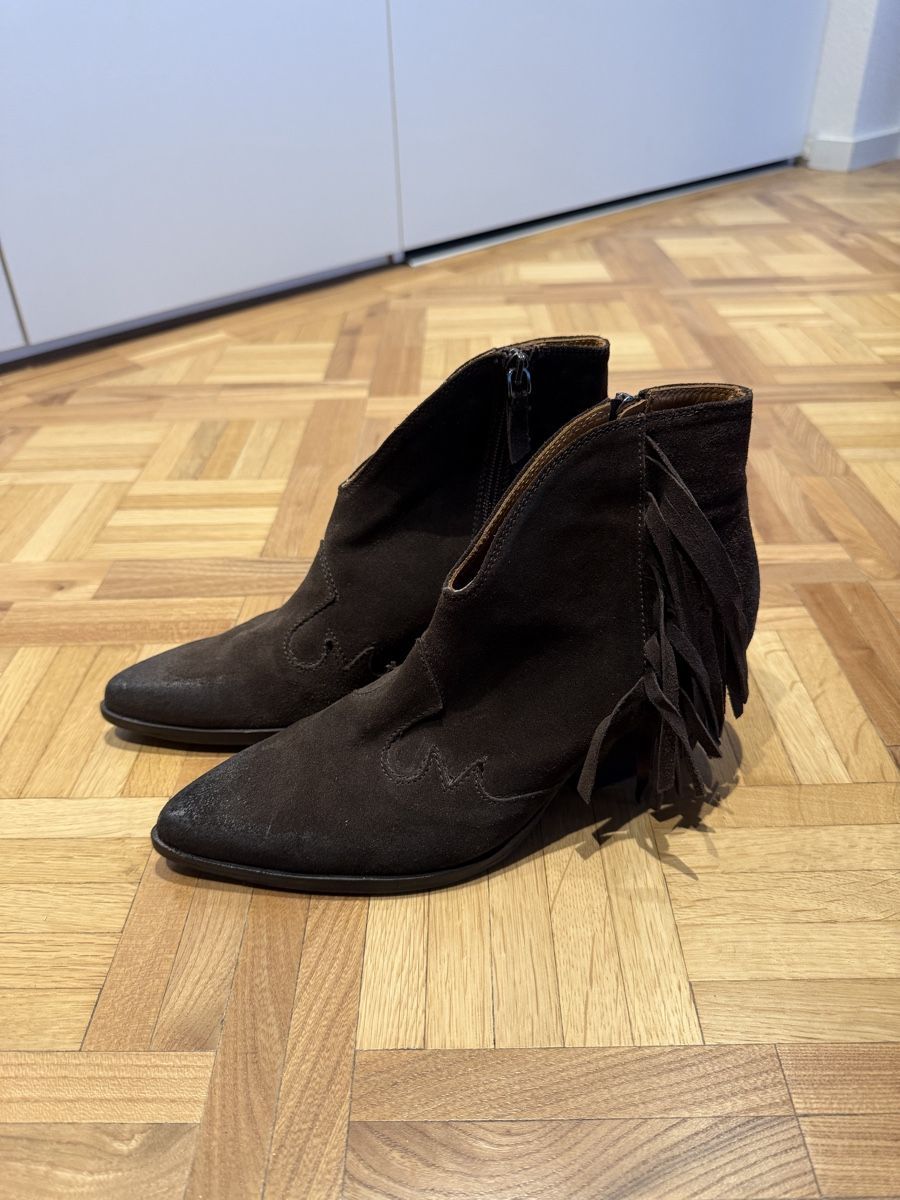 Scarpe da donna: Bottines en daim brun Les : Venues – Nuovo (secondo la descrizione) da Lausanne venduto da marinemtr 2