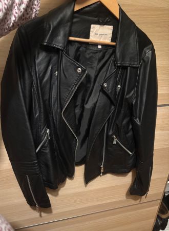 Veste en similcuir ONLY, taille EUR 42