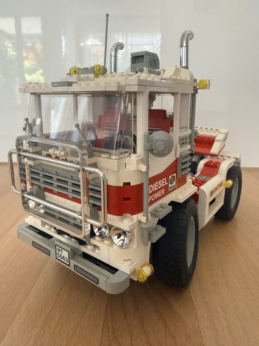 Lego Kit di costruzioni: Lego Model Team 5563 Racing Truck – Usato da Rotkreuz venduto da rogi_m