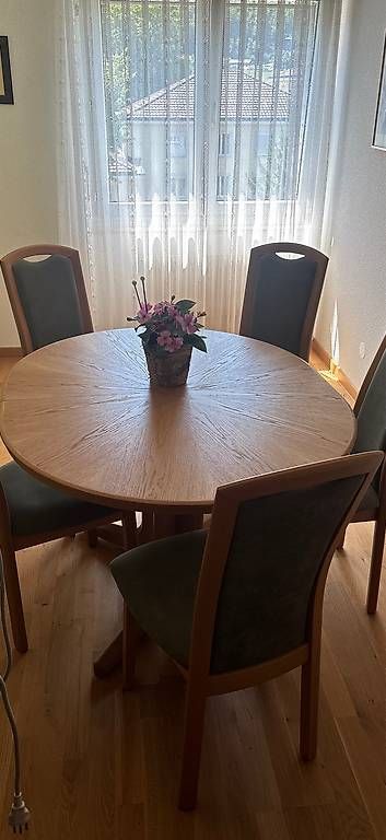 Tables: Ausziehtisch mit 6 Stühlen – D'occasion à Urdorf par Rauber13 2