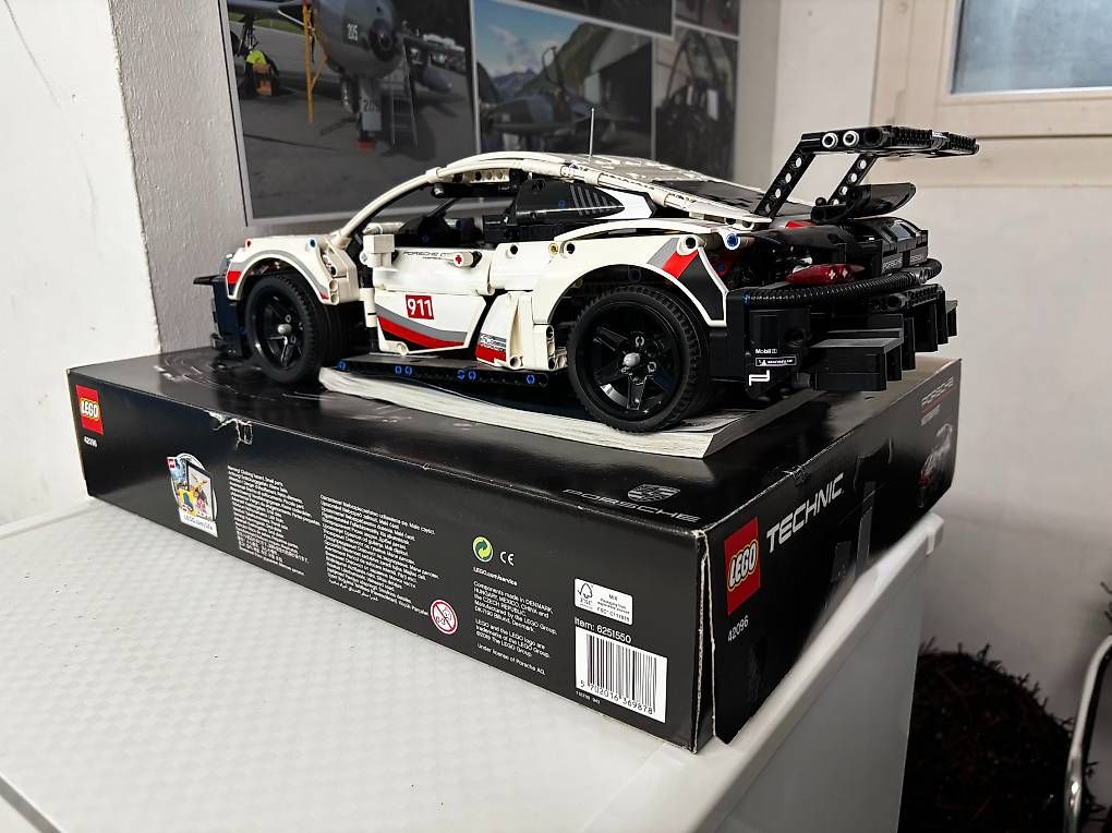 Kit di costruzioni: Lego Technic Porsche 911 RSR – Usato da Bubikon venduto da and_t7b7 2