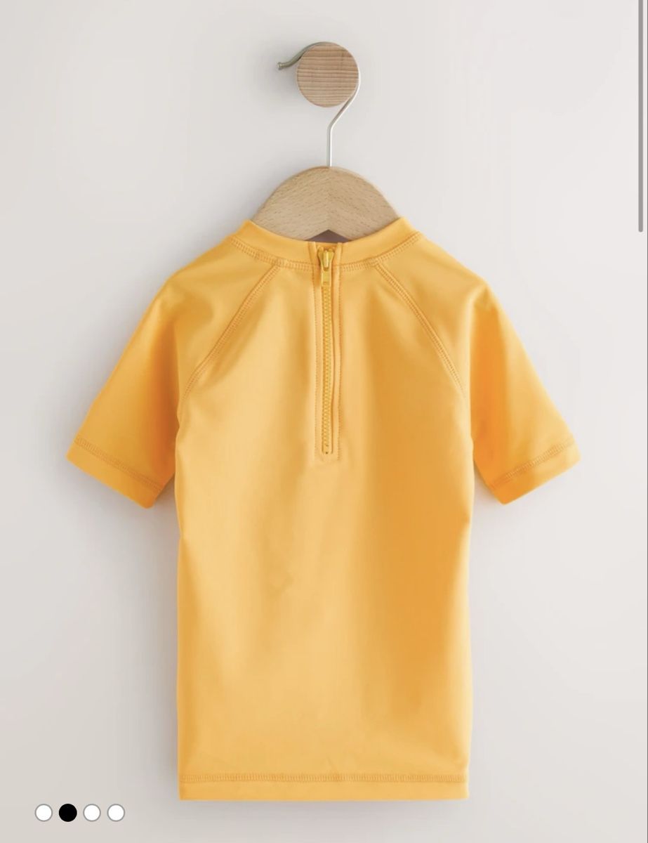 Next Costumi da bagno: Next UV Sonnenschutz T-Shirt – Nuovo e nell'imballaggio originale da Rohrbachgraben venduto da kae_5lhf 1