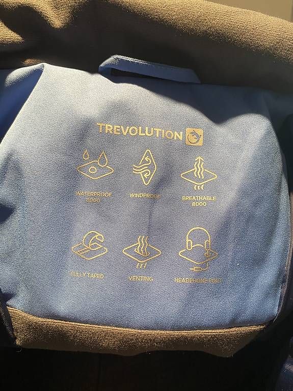 Trevolution Giacche: Trevolution Ski Jacke – Nuovo (secondo la descrizione) da Merlischachen venduto da aly_9ncj 2