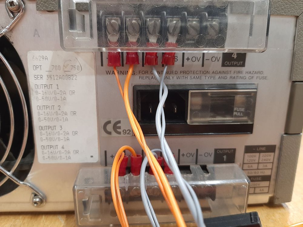 Alimentation quadruple HP 6629A vierer labor Stromversorgung (Gebraucht ...