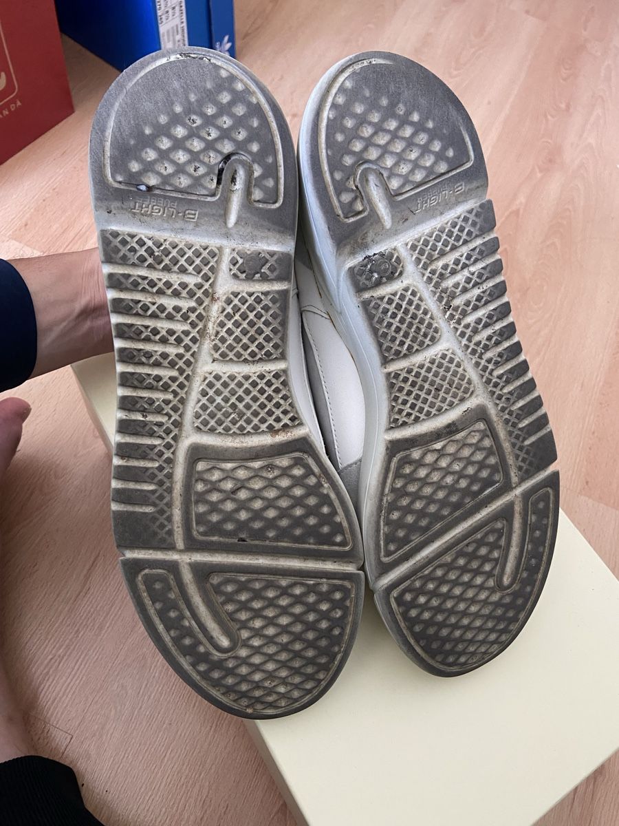 Axel Arigato Scarpe da uomo: Axel Arigato Genesis Sneaker – Usato da Le Grand-Saconnex venduto da pho_7ksm 8