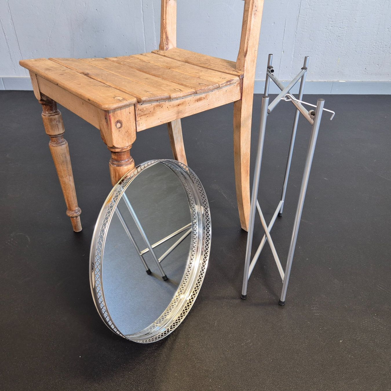 Tavoli: Beistelltisch Coffee-Table klappbar mit Spiegelglas – Usato da Nottwil venduto da Wondewa-Shop 2