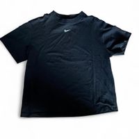 Black Nike T-shirt, size M