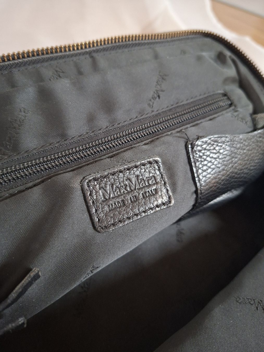 Max Mara Taschen für Damen: Sac Max Mara en cuir – Gebraucht aus Lausanne von Super-cerise 7