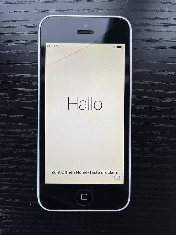 Apple Telefoni cellulari / Smartphones: iPhone 5c – Usato da Schmerikon venduto da addi-man