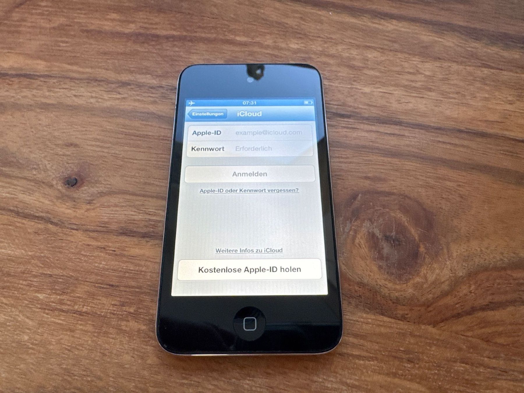 Apple Lettore multimediale portatile: iPod touch 4G 32GB – Usato da St. Gallen venduto da hae_6rmh 1