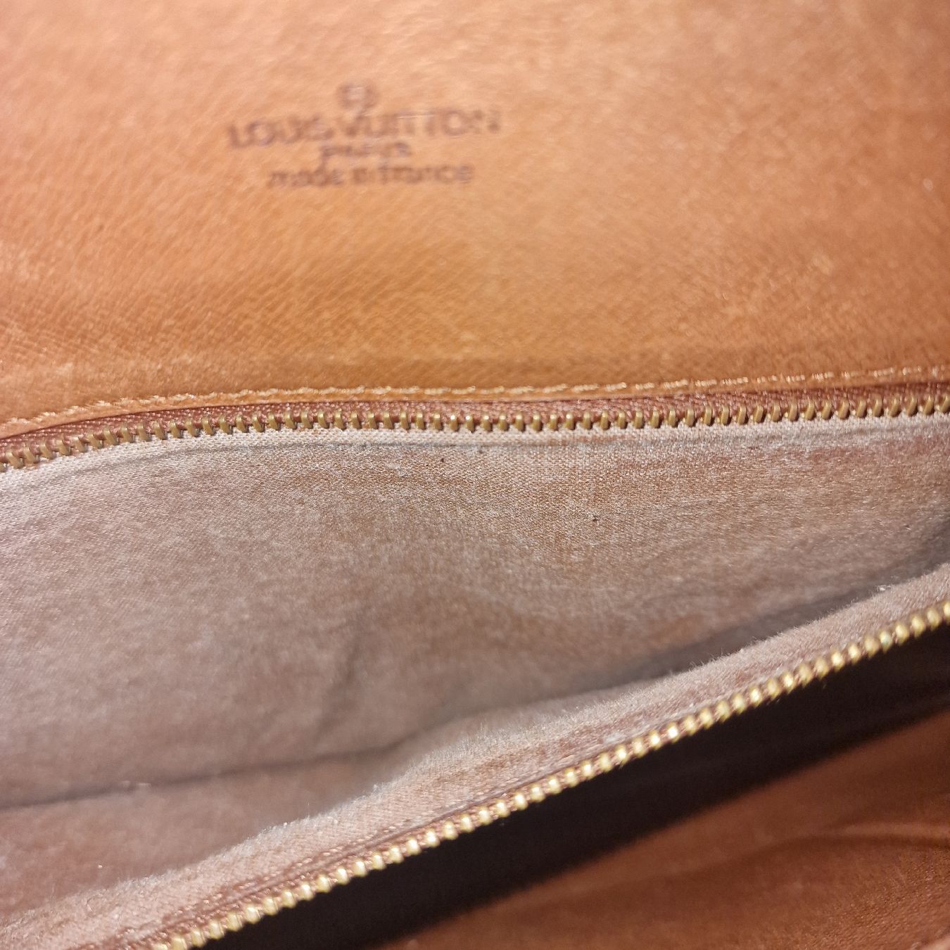 Louis Vuitton Valigie & Borse: Louis Vuitton Serviette Ambassadeur - mit Schultergurt – Usato da Effretikon venduto da 84CK 6