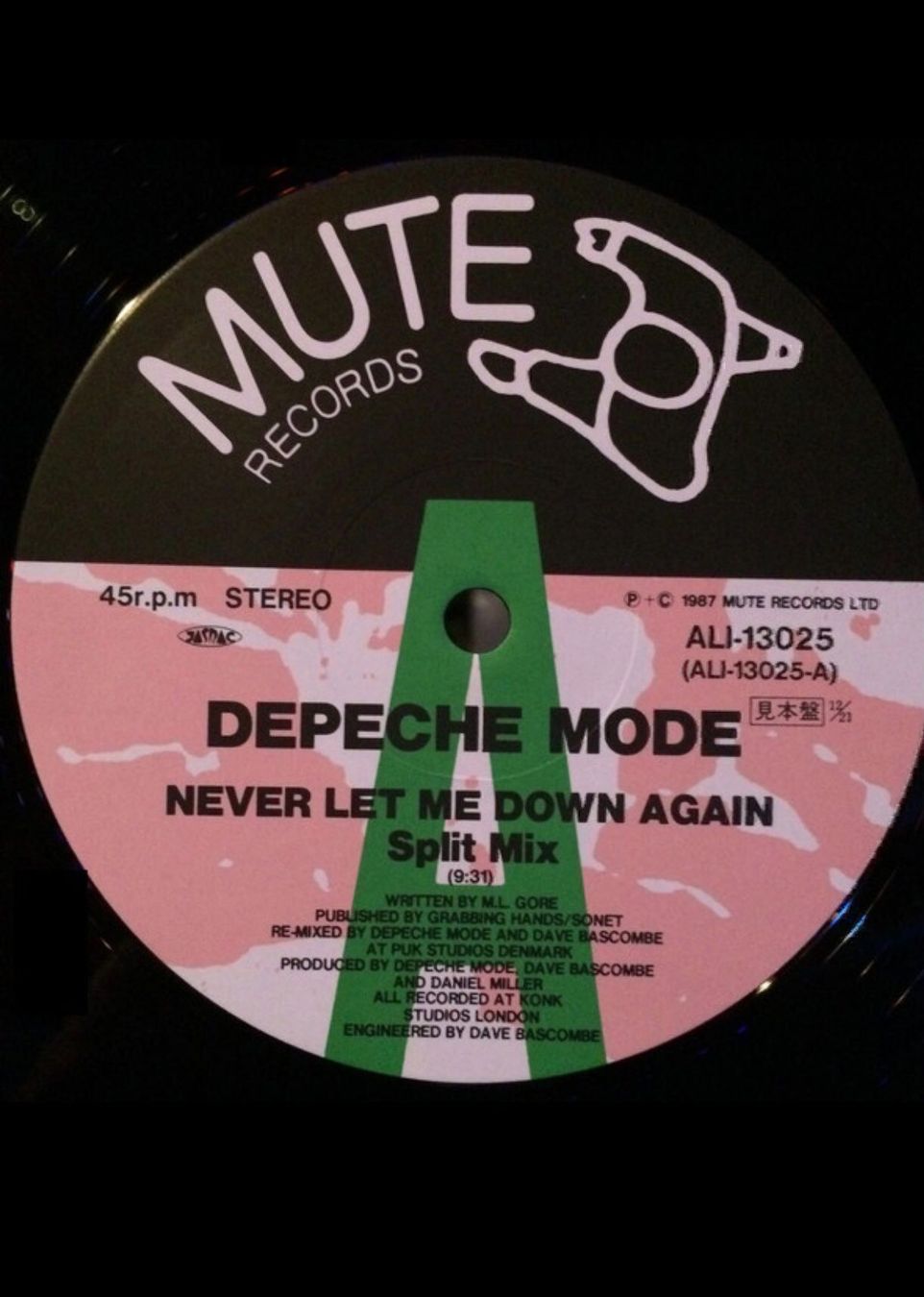 Dischi in vinile: Depeche Mode Never Let Me Down Again – Nuovo (secondo la descrizione) da Le Lignon venduto da Aladdin67 4