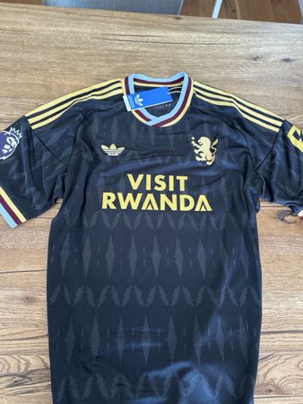 Aston Villa away authentisch (Spielerversion) 44 Manzambi