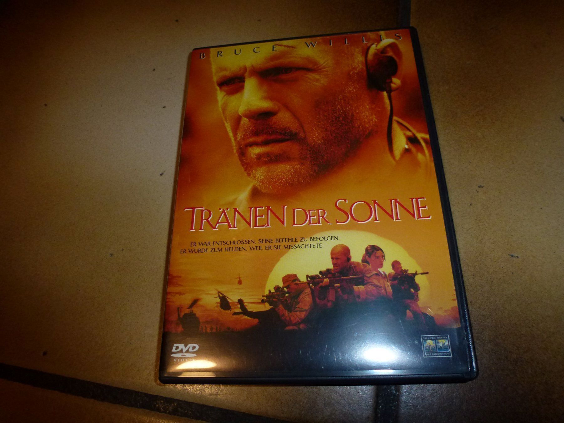 Tutti i DVDs: Tränen der Sonne DVD – Usato da Olten venduto da Disc-Verkauf