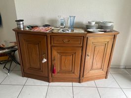 Büffet / Sideboard, aus Massivholz
