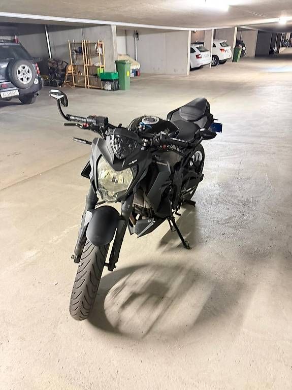 Kawasaki Strada: Kawasaki Z125 – Usato da Mägenwil venduto da jan_v6vx 1
