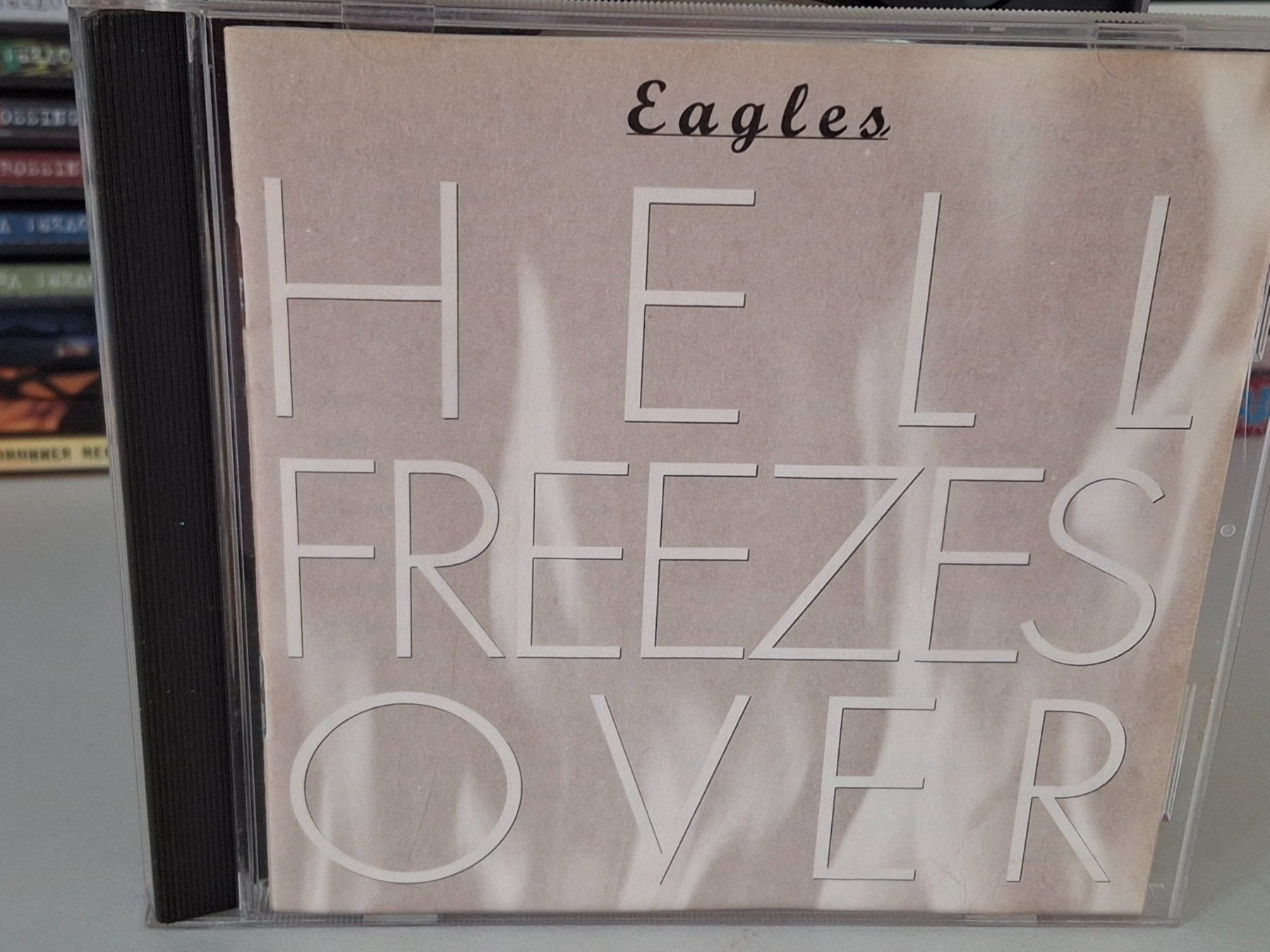 CDs: CD Eagles - Hell Freezes Over - – D'occasion à Aarberg par Jackup1