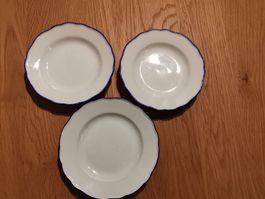3 Teller weiss blau Rand Meissen, Durchmesser 16 cm