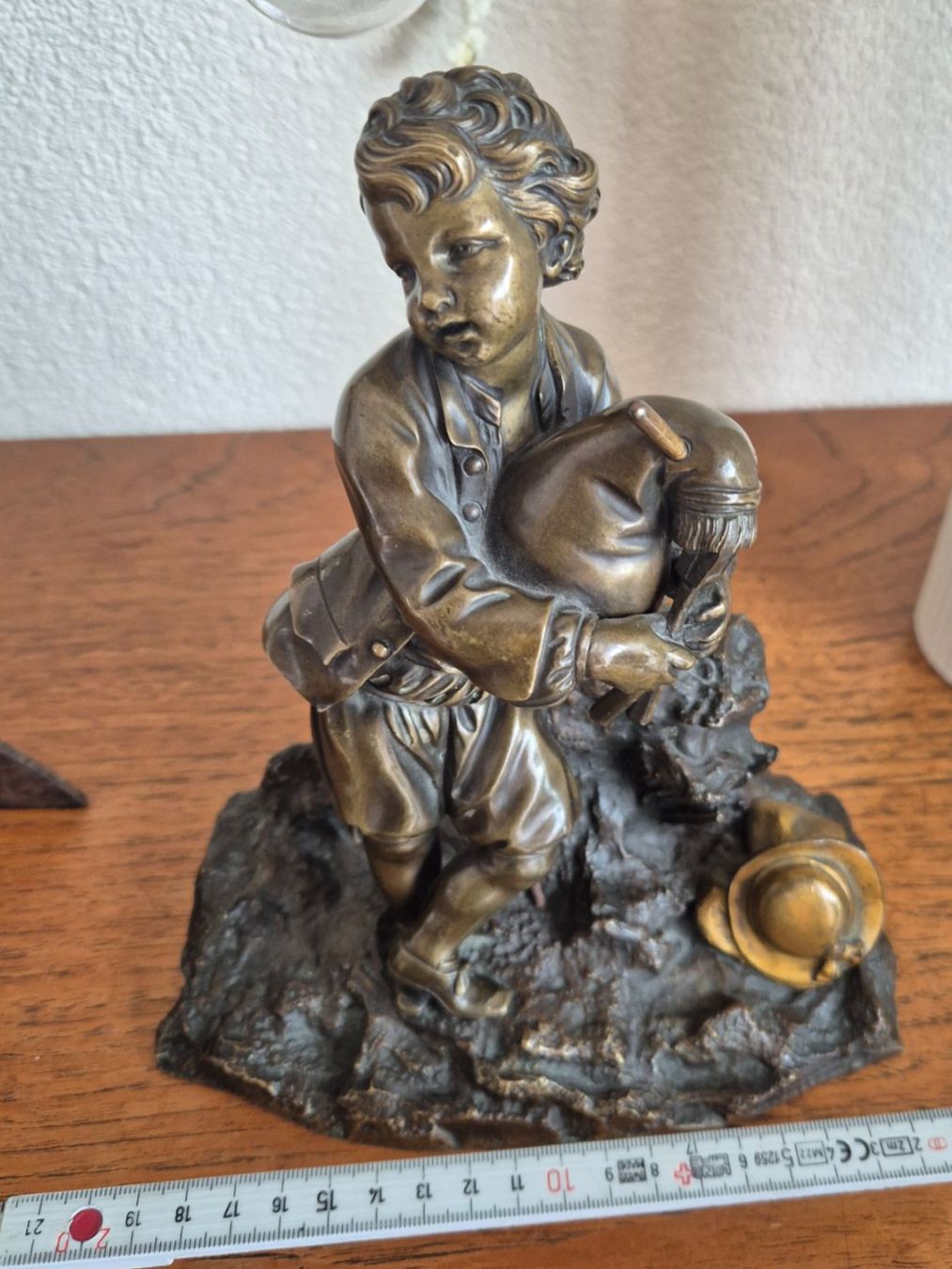 Figuren: Statue bronze XIX ème garçon cornebuse – Gebraucht aus Fully von tameab