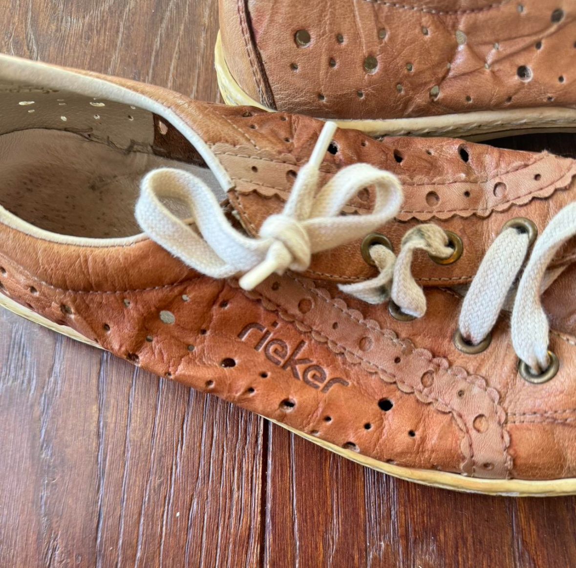 Rieker Scarpe da uomo: rieker hell braune leder sneaker mit muster – Usato da Brig venduto da hanasm22 2