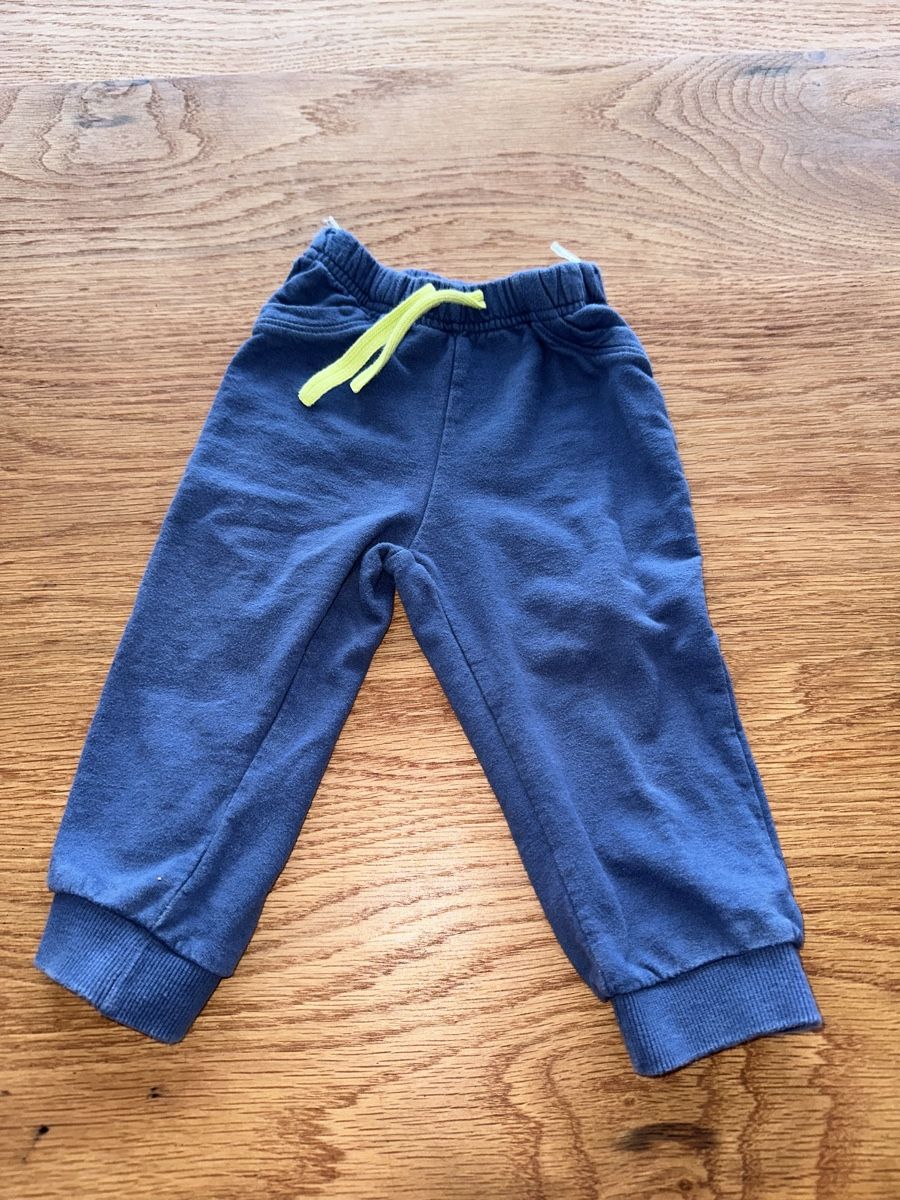 C&A Pantalons: Gr 86 C&A Trainerhose – D'occasion à Wettingen par hak_52m8
