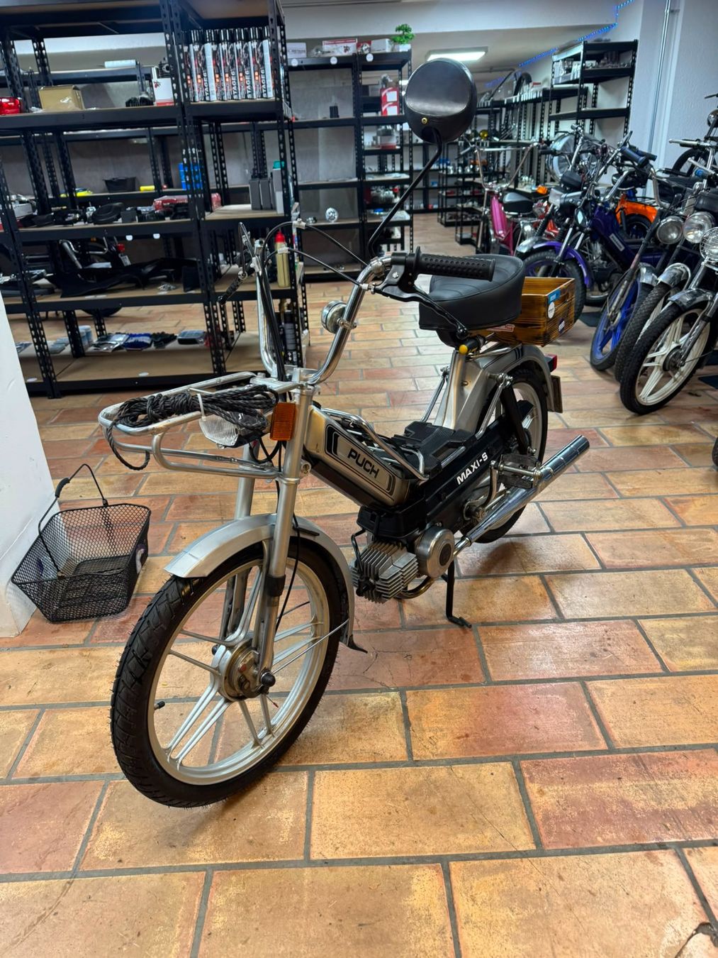 Puch Ciclomotori: Puch Maxi S mit Ausweis – Usato da Schmerikon venduto da Mofaparts 2