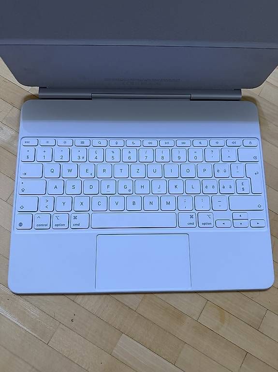 Tastiere: original Apple iPad Magic Keyboard 13" Model A3340 – Usato da Scherzingen venduto da polini42 2