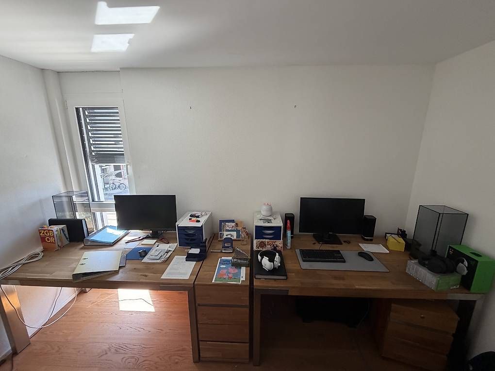 Schreibtische: Bürotisch – Gebraucht aus Lausen von Fam.D.Mueller 1