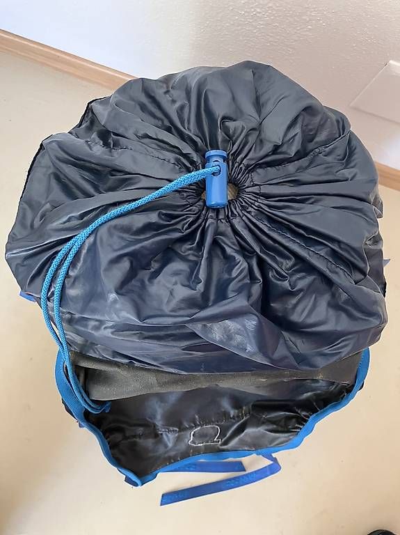 Invicta Rucksäcke: Zaino Invicta Polar – Gebraucht aus Cimo von Curzio83 2