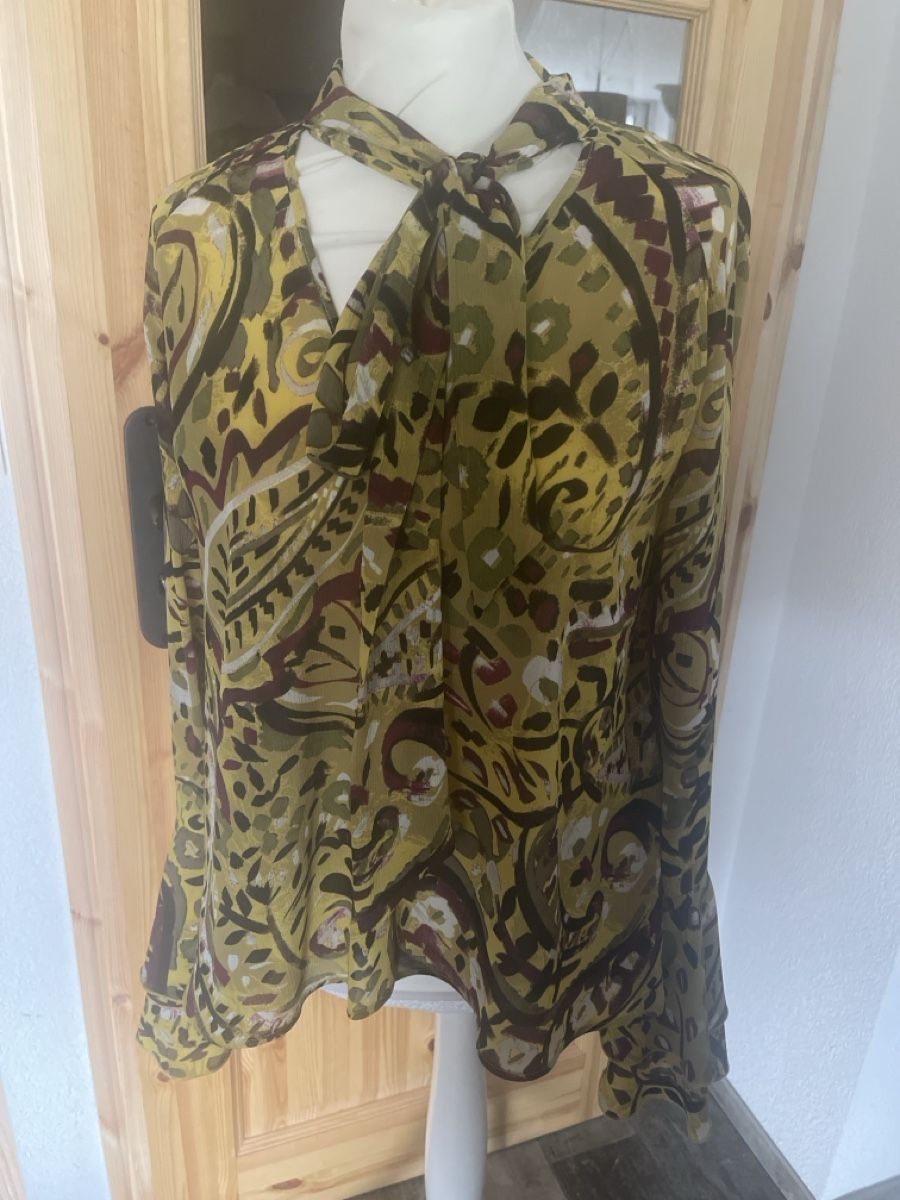 C&A Camicette: C&A Bluse mit Muster, Grösse 40, Herbst Angebot! – Usato da Bärschwil venduto da Image-and-more