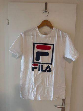 Fila T-Shirt weiss Grösse M guter Zustand