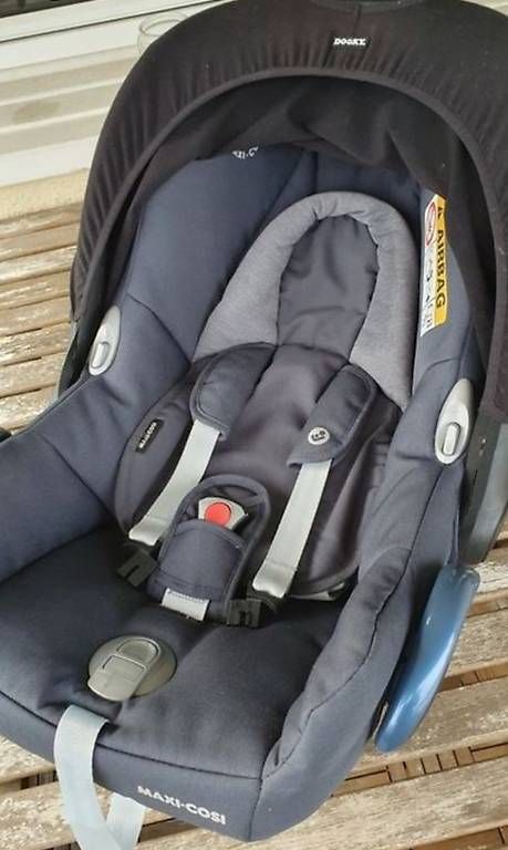 Seggiolini per auto: Babyschale mit Neugeborenen Einsatz – Usato da St. Gallen venduto da PeggyW 1