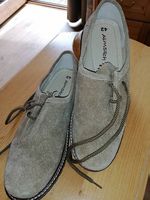 Wildlederschuhe
