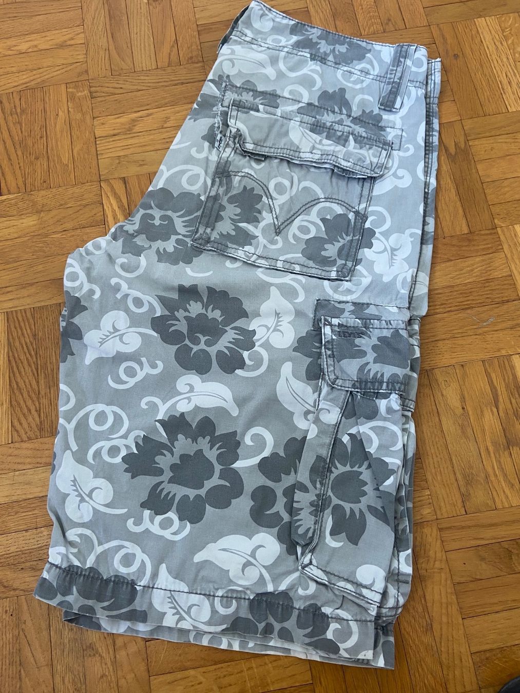 Levi's Hosen: Levis‘s Kurzehose Bermudas – Gebraucht aus Hittnau von Oracel 6