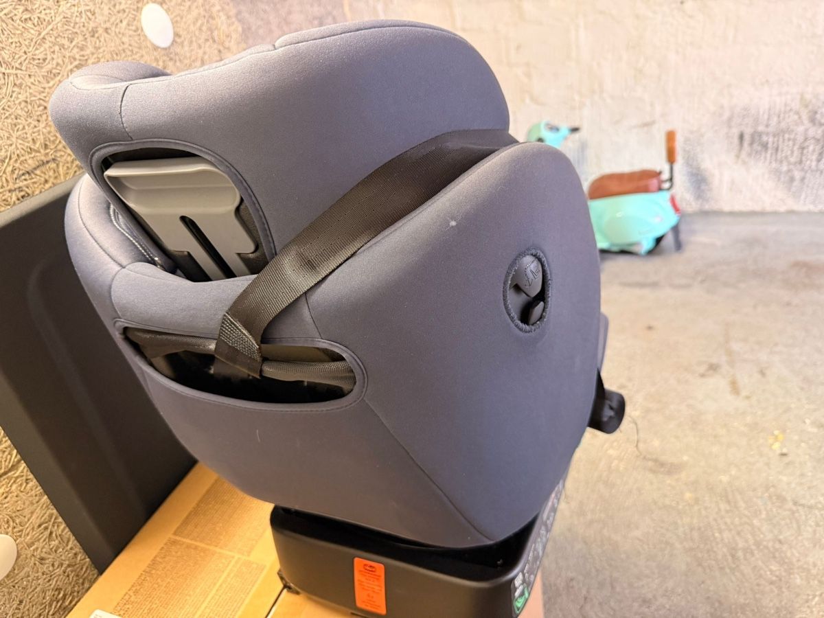 Chicco Sièges auto: Chicco Unico-Evo i-Size – D'occasion à Eglisau par fed_gyw5 2