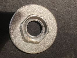 Rosette schwer aus messing vernickelt 1 “