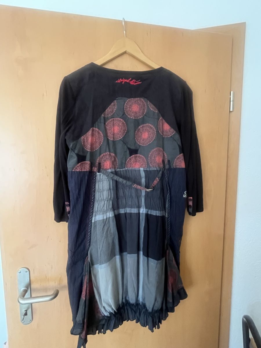 Desigual Vestiti: Robe Desigual taille 40/42 – Usato da Moutier venduto da Linou 1
