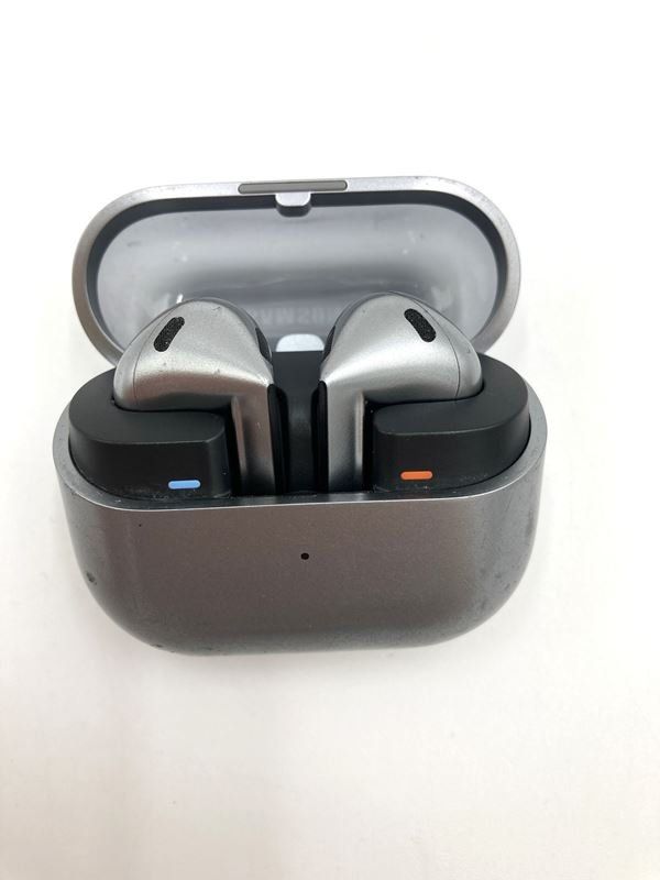 Cuffie: SAMSUNG | Galaxy Buds3 | Kopfhörer | Silber – Usato da Wittenbach venduto da Restwert_St-Gallen