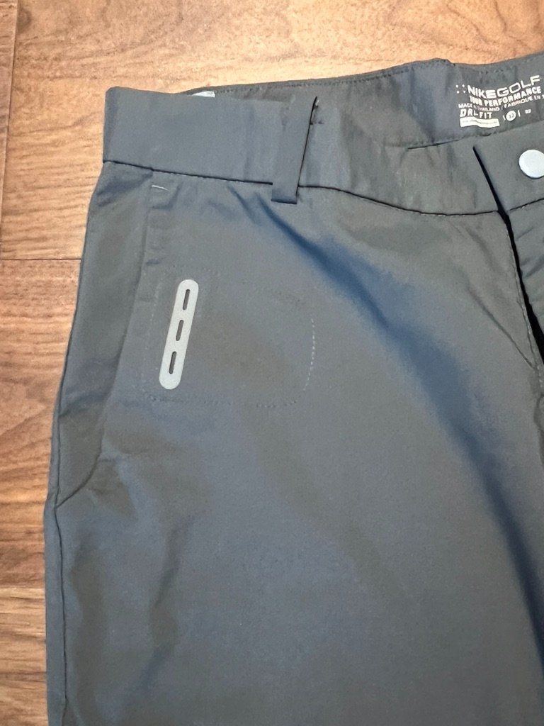 Nike Hosen: Pantalons de golf Nike - US 32 - L – Gebraucht aus St-Sulpice VD von juhdu 3